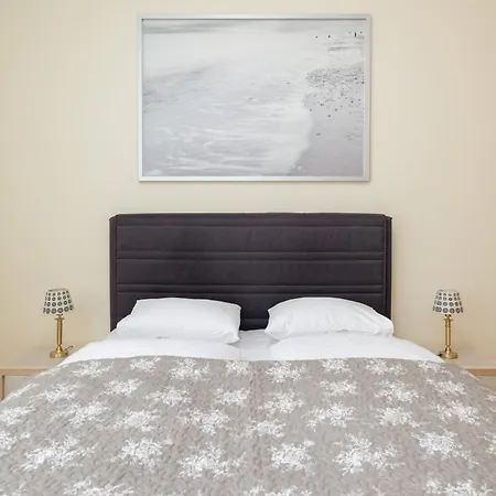 Charming Apartment Located Near The Promenade In Swinoujscie By Noclegi Renters Exterior foto