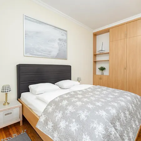 Charming Apartment Located Near The Promenade In Swinoujscie By Noclegi Renters Exterior foto