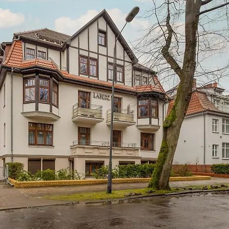 Charming Apartment Located Near The Promenade In Swinoujscie By Noclegi Renters Exterior foto